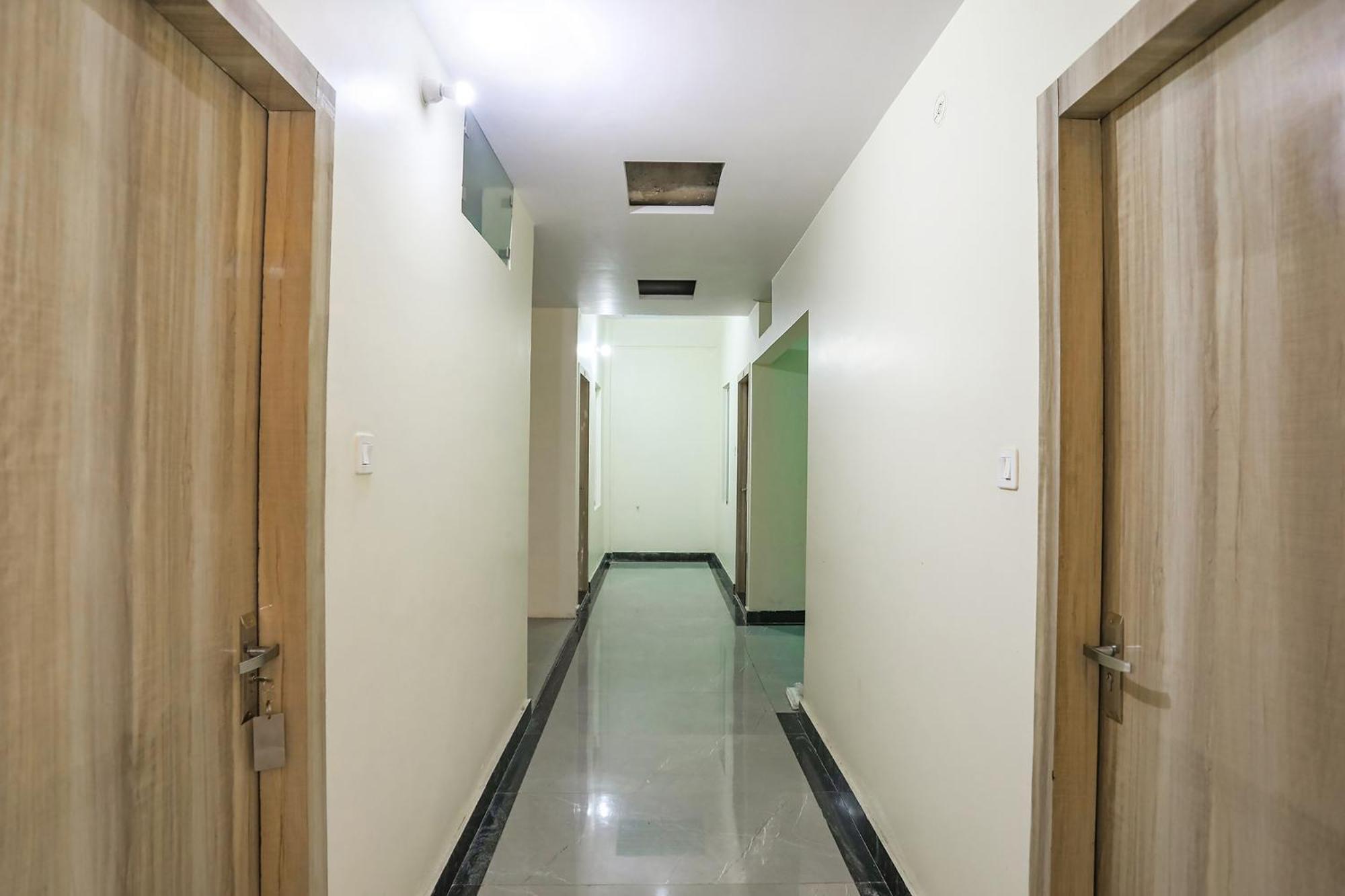 Fabhotel Sm Palace Chinhat エクステリア 写真